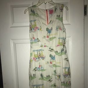 Pretty sleeveless shift dress